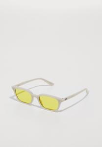 Солнцезащитные очки Ray-Ban ZAYA UNISEX, Cloudy Warm White/White