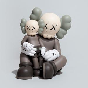 Виниловая фигурка Kaws Holiday Changbai Mountain, коричневый