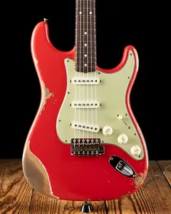 Fender Custom Shop '62/'63 Stratocaster - Постаревший Fiesta Red
