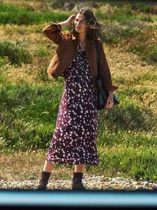 Платье макси из джерси с цветочным принтом и скрученным передом Crew Clothing, Multi