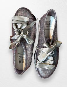 Женские серебряные кроссовки Melissa Be Disney