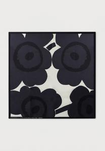Шарф Marimekko LAUHTUA UNIKKO, Dark Grey/Off-White/Dark Grey