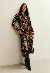 Платье New Look Shirt dress, Brown Pattern/Brown