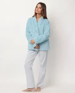 Женский халат с длинными рукавами из теплой ткани синего цвета Admas