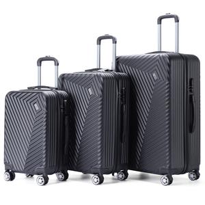 Vertical Studio "Oslo" 20" 24" 28" набор чемоданов из 3-х черных