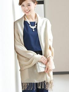 Блестящая шаль из парчи идеально подходит для свадеб, торжественных мероприятий и вечеринок.