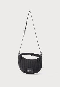 Сумка Karl Lagerfeld Jeans HOBO CLIP ON BAG PLEATED, Black