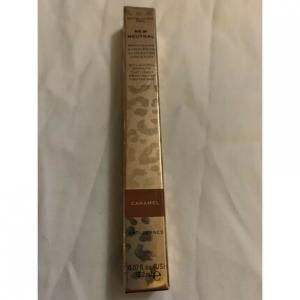 Нейтральный осветляющий и подтягивающий консилер Revolution Pro цвета карамели 2,2 мл, Makeup Revolution