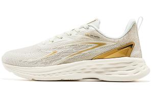 Низкие кроссовки для бега мужские Microcrystal White King Gold Erke, Microcrystal White/King Gold