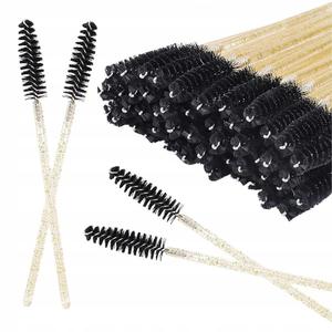 ЩЕТОЧКИ ДЛЯ РЕСНИЦ И БРОВЕЙ 50 ШТ. ОДНОРАЗОВЫЕ СПИРАЛКИ С ЧЕРНЫМ ЗОЛОТОМ И БЛЕСТКАМИ doUp.