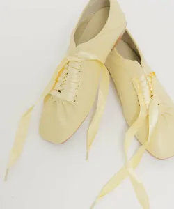 Туфли с атласной лентой и сборками Kbf, цвет Yellow