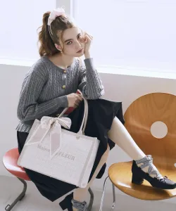 Твидовая квадратная сумка-шоппер с шарфом Maison De Fleur, цвет Pink