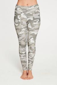 Леггинсы Quadrablend Panelled Ribbed с камуфляжным принтом Chaser, цвет camo print