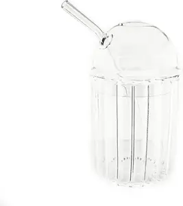 Набор из 4 стеклянных стаканчиков с трубочками и крышками, объемом 500 мл, идеально подходит для холодных напитков. Almina