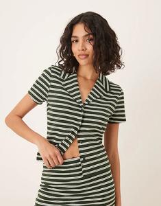 Укороченная рубашка ASOS DESIGN в фактурную зеленую и белую полоску