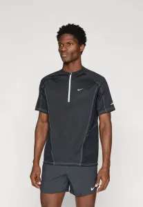 Ретро спортивная футболка Nike Performance, Black/Reflective Silver-Coloured