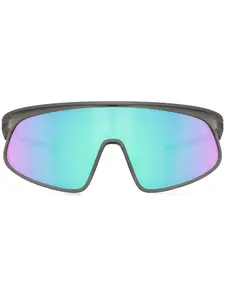 Солнцезащитные очки RSLV Oakley, серый