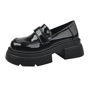 WUJI Женские лоферы глянцевые черные, цвет Glossy Finish Black