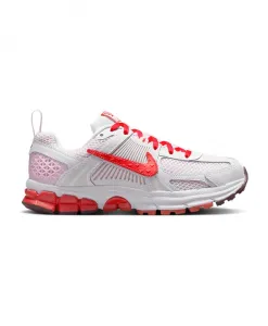 Кроссовки Zoom Vomero 5 ко Дню святого Валентина Nike, розовый
