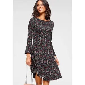 Трикотажное платье Laura Scott с воланом на рукаве, цвет Schwarz-Geblümt ( Jerseykleid Aus Nachhaltigem Material)