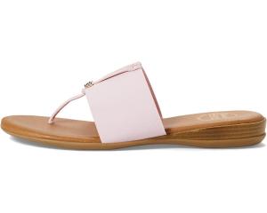 Сандалии Nice Andre Assous, краснеть