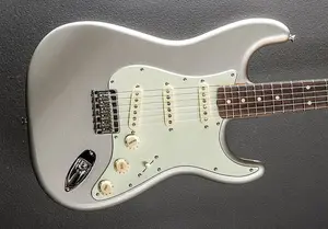 Fender Robert Cray Stratocaster - Инка серебро