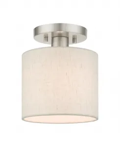 Полупотолочный светильник Meadow 1 Livex, серебристый оттенок