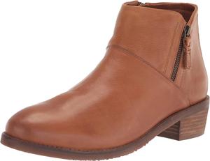 Женские модные ботинки SoftWalk Roselle