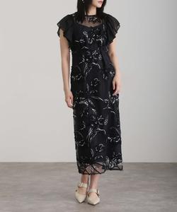 Платье с перьевыми цветами и расклешенными рукавами Pourvous, цвет Black