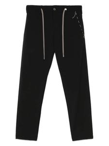 Зауженные брюки Myths, черный