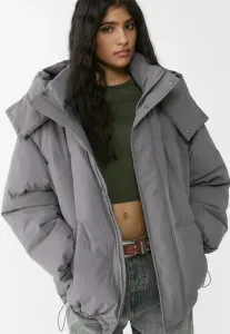 Зимняя куртка-пуховик с капюшоном Stradivarius, Silver Coloured