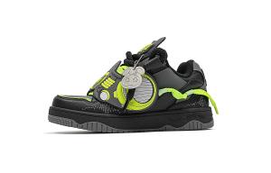 Футболка Money Tutu и низкие скейтерские кроссовки унисекс черные MR.PESIN