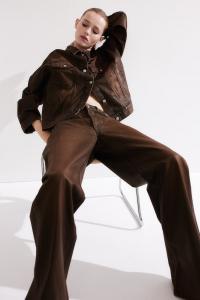 Саржевые брюки с покрытием H&M, коричневый