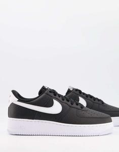 Черно-белые кроссовки Nike Air Force 1 '07