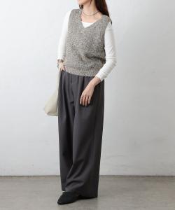 Жилет, связанный из смешанных видов пряжи Colony 2139, цвет Gray