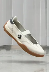 Балетки run star trainer с плоским ремешком на щиколотке Converse, Egret/Black