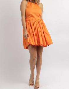Льняное МИНИ-ПЛАТЬЕ С ХАЛТЕРИНОМ МАНДАРИНОВОГО цвета MABLE, цвет tangerine