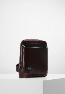 Сумка кросс-боди Piquadro SQUARE CROSS BODY BAG, Mahogany/Brown