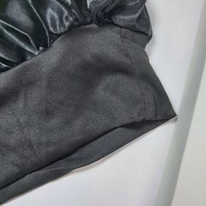YEYE Атласная ночная шапочка черного цвета на широкой резинке