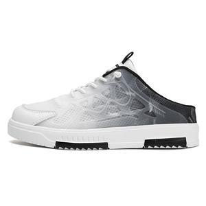 PLAY COBBLER Мужские противоскользящие тапочки с закрытым носком на резиновой подошве бело-черные, цвет White Black