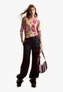 Свитер, разработанный мистером кристианом лакруа. Desigual, Green