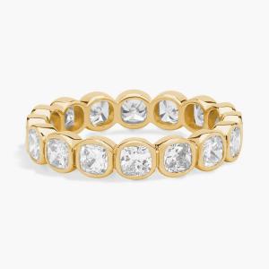 Кольцо «Вечность» с бриллиантами огранки «кушон» из 14-каратного желтого золота (2 1/4 карата) Blue Nile