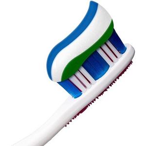 Зубные кремы тройного действия Anticarie Azione Sbiancante E Antimacchie в геле 75 мл Colgate