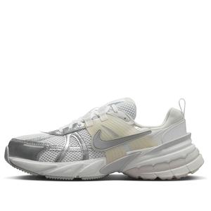 Кроссовки v2k run 'metallic silver' Nike, серебряный