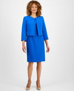 Женский костюм: жакет без воротника с открытой передней частью и платье-футляр, стандартный и укороченный размеры Le Suit, Imperial Blue