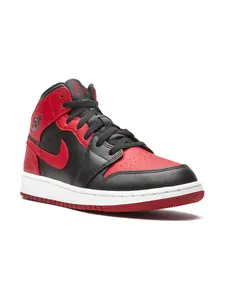 Кроссовки Air Jordan 1 Mid Jordan Kids, черный