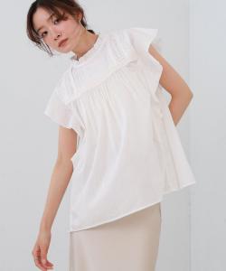 Блузка из батистового вуаля с оборками и складками