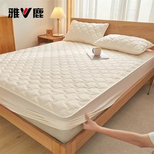 Yalu Простыня на резинке с утеплителем 150х200 см, 3 предмета (простыня, 2 наволочки), цвет Huaduowen - Cloud White