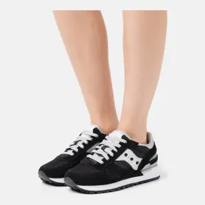 Кроссовки Saucony Shadow Original, black/silver