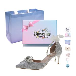 Туфли-лодочки Dawei's House на тонком каблуке серебристые женские в подарочной коробке с бантом, цвет [Bowknot Box][Gift Included]Silver